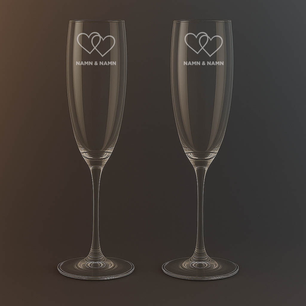Champagneglas med 2st hjärtan med namn