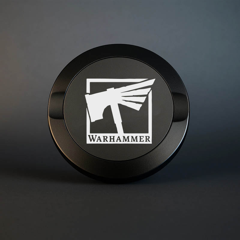 Snusdosa med Warhammer motiv