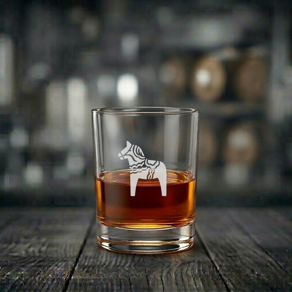 Whiskyglas med Dalahäst motiv