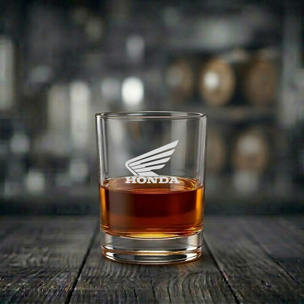 Whiskyglas med Honda motiv